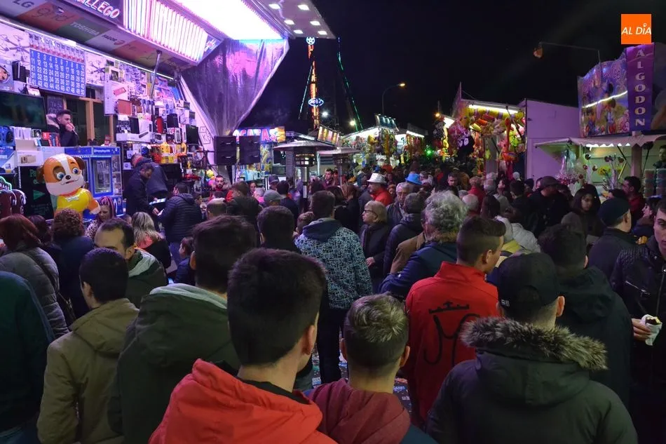 Foto 6 - Los mirobrigenses exprimen hasta el suspiro final las &uacute;ltimas horas callejeras del Carnaval  