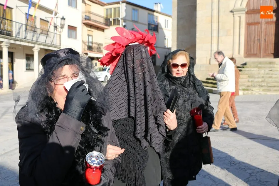 Foto 6 - Las mujeres de Mieza despiden el Carnaval con un &lsquo;sentido&rsquo; entierro de la sardina  