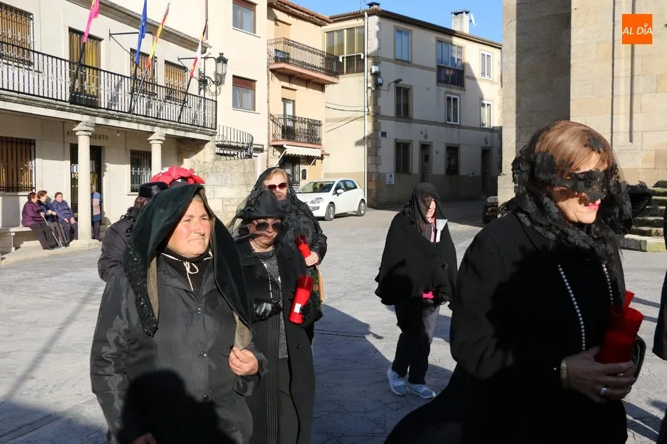 Foto 5 - Las mujeres de Mieza despiden el Carnaval con un &lsquo;sentido&rsquo; entierro de la sardina  