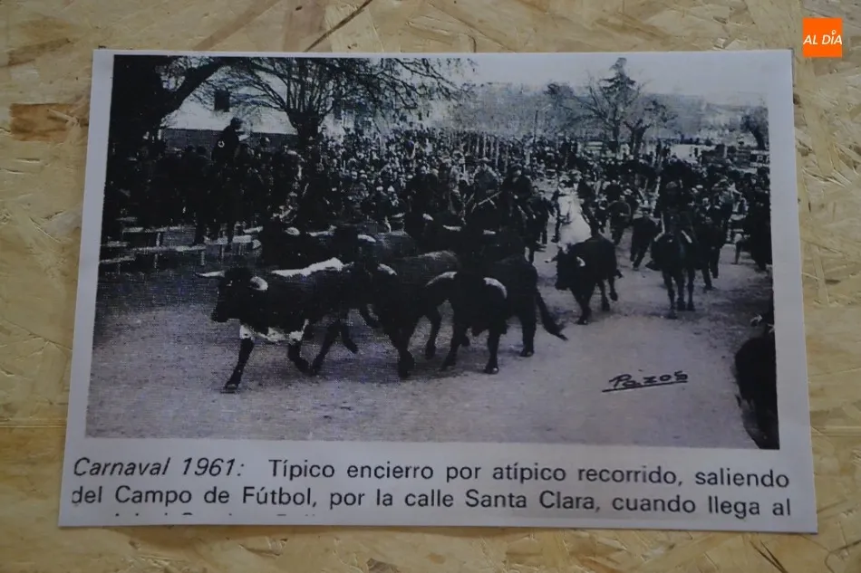 Foto 5 - El Carnaval viaja a su pasado en una interesante exposici&oacute;n en el Centro Comercial  
