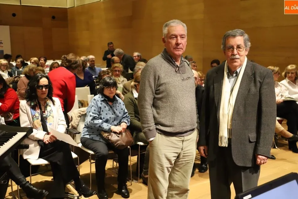 Los protagonistas del acto, en los momentos previos| Fotos: Lydia González