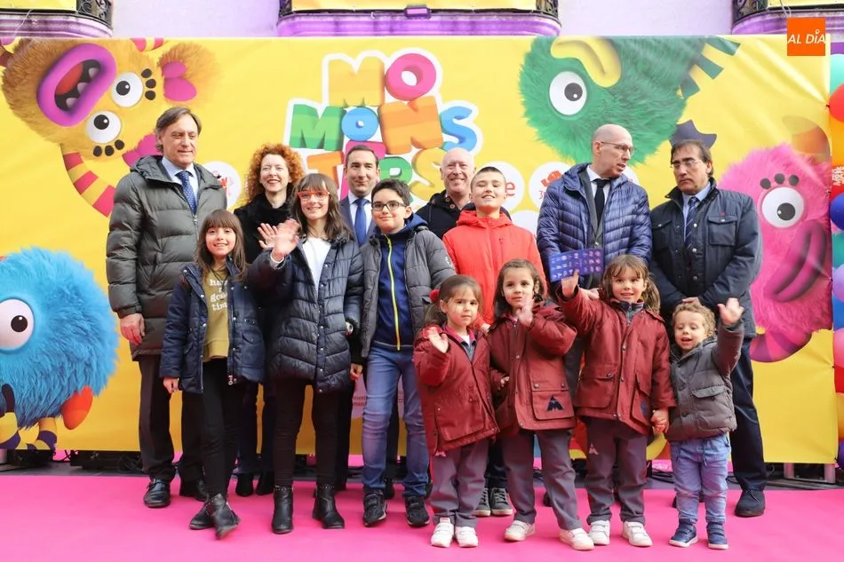 Foto 8 - Concurrido estreno de 'Momonsters' en el Liceo