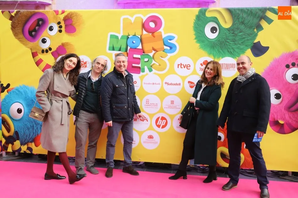Foto 6 - Concurrido estreno de 'Momonsters' en el Liceo