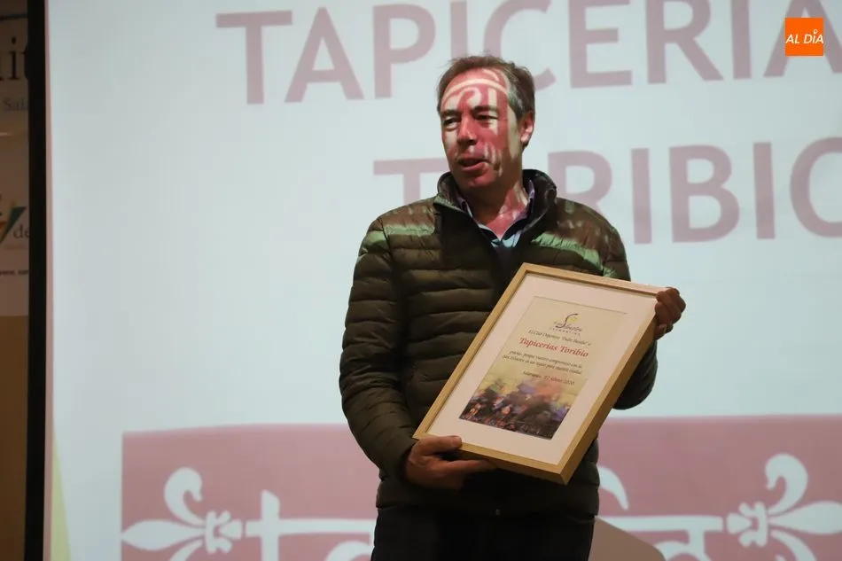Foto 4 - Entregado el &lsquo;XII Chip Solidario de la San Silvestre&rsquo;, valorado en 8.000 euros