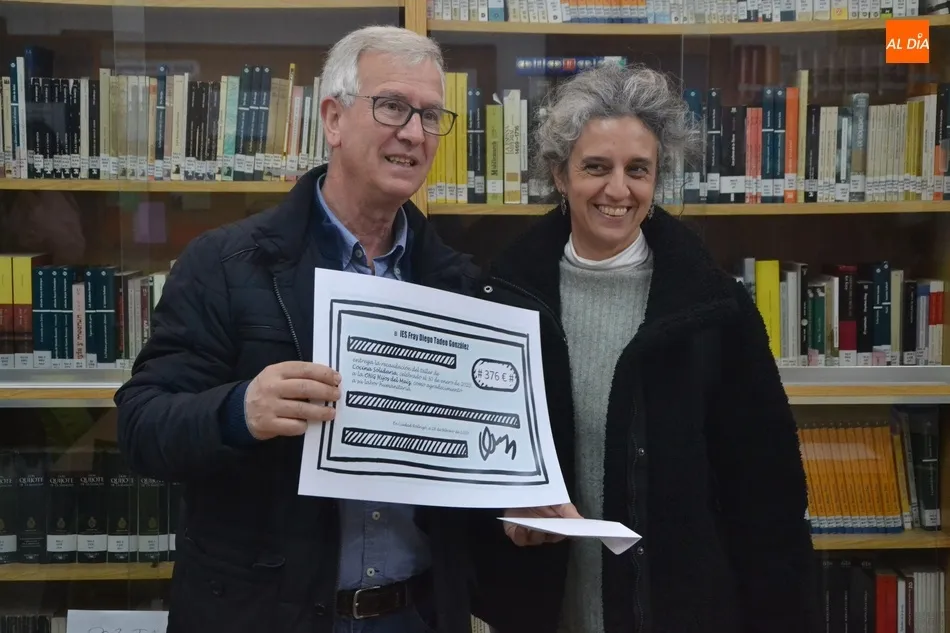Foto 3 - El IES Fray Diego entrega los premios de los cert&aacute;menes de su D&iacute;a de la Convivencia  
