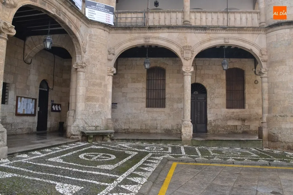 Foto 7 - La Plaza Mayor termina de decir adi&oacute;s a su look carnavalero  