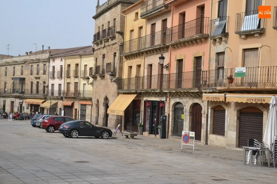 Foto 4 - La Plaza Mayor termina de decir adi&oacute;s a su look carnavalero  