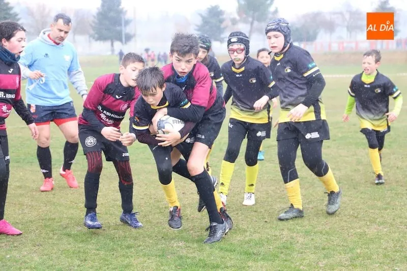 Acción de uno de los partidos disputados en la Aldehuela con motivo de la concentración / Lydia González