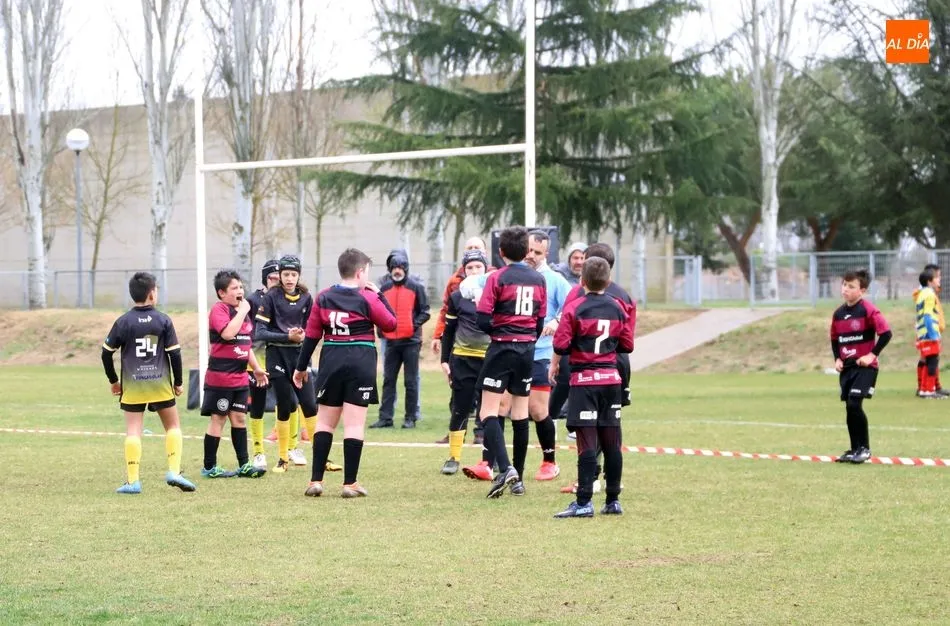 Foto 11 - M&aacute;s de 500 ni&ntilde;os disfrutan del rugby en Salamanca