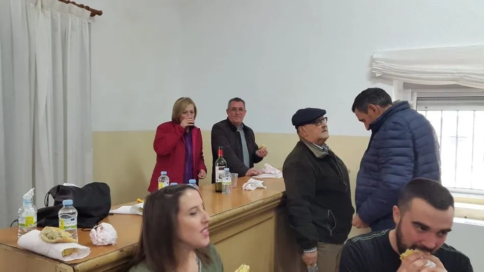 Foto 5 - Barruecopardo muestra su solidaridad en la Operaci&oacute;n Bocata  