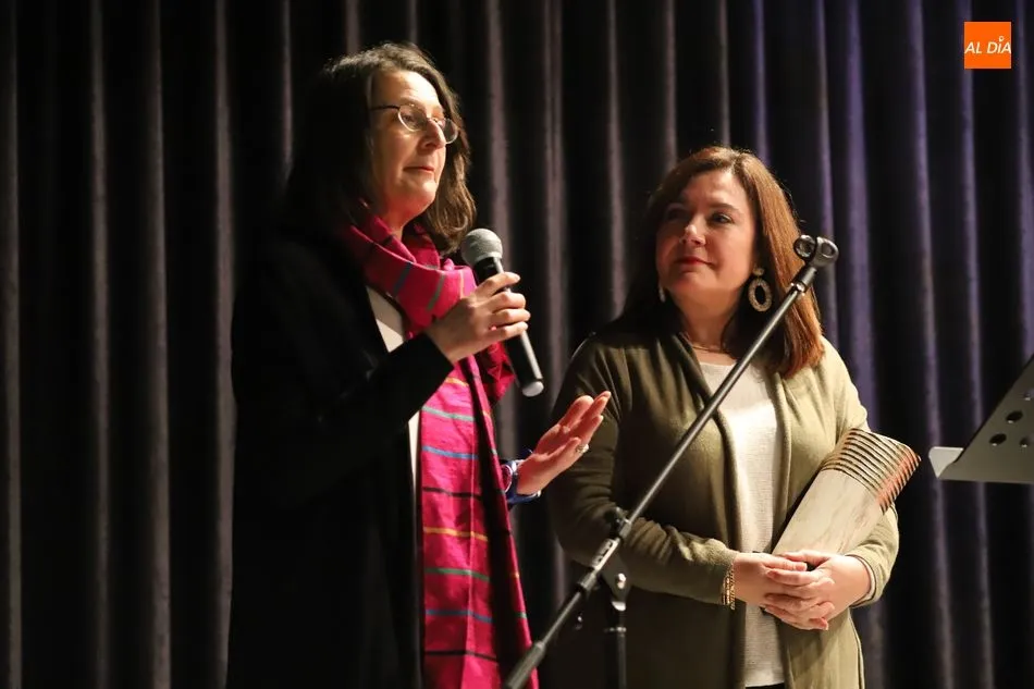 Foto 9 - Santa Marta rinde homenaje a la Mujer Salmantina en su tradicional gala de reconocimiento
