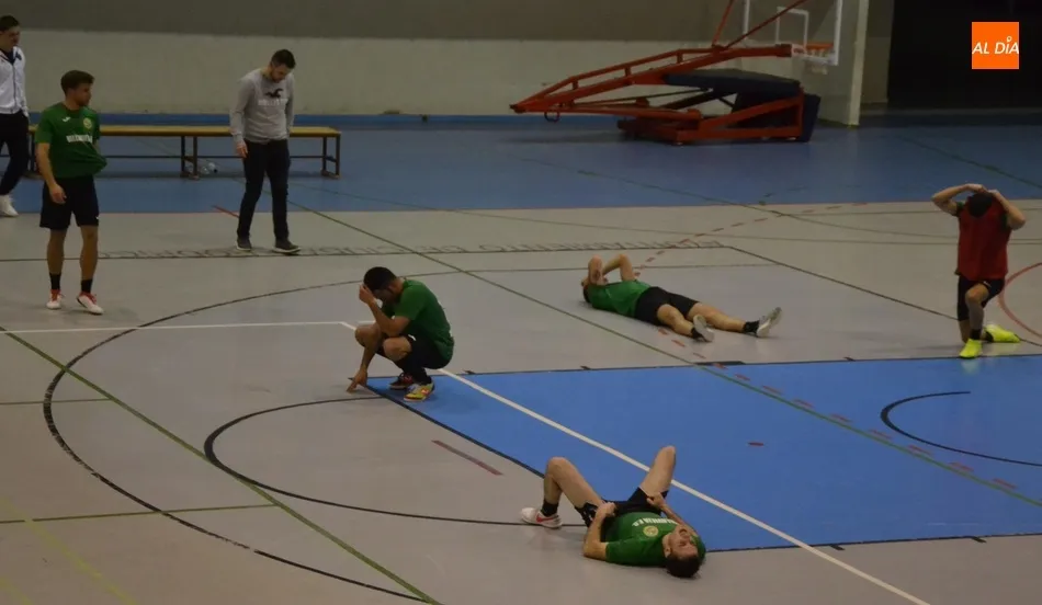 Foto 6 - El Mir&oacute;briga Futsal da un paso de gigante hacia el t&iacute;tulo de Liga al ganar a su inmediato...