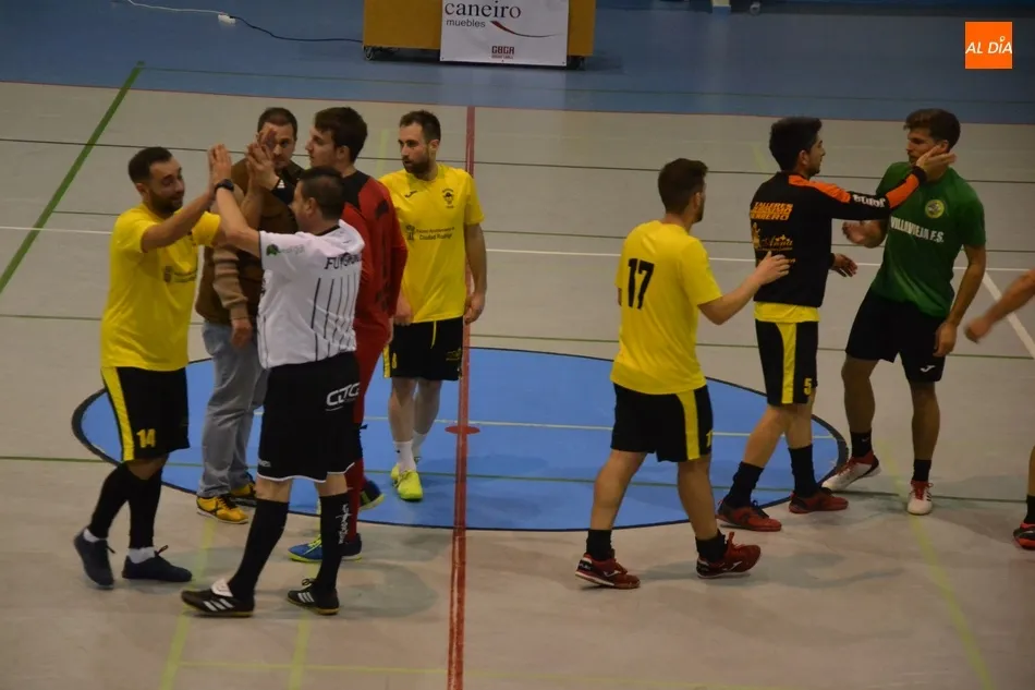 Foto 3 - El Mir&oacute;briga Futsal da un paso de gigante hacia el t&iacute;tulo de Liga al ganar a su inmediato...