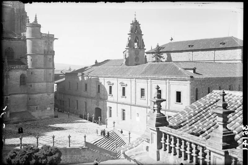 Foto 2 - La plaza de Anaya, legado franc&eacute;s