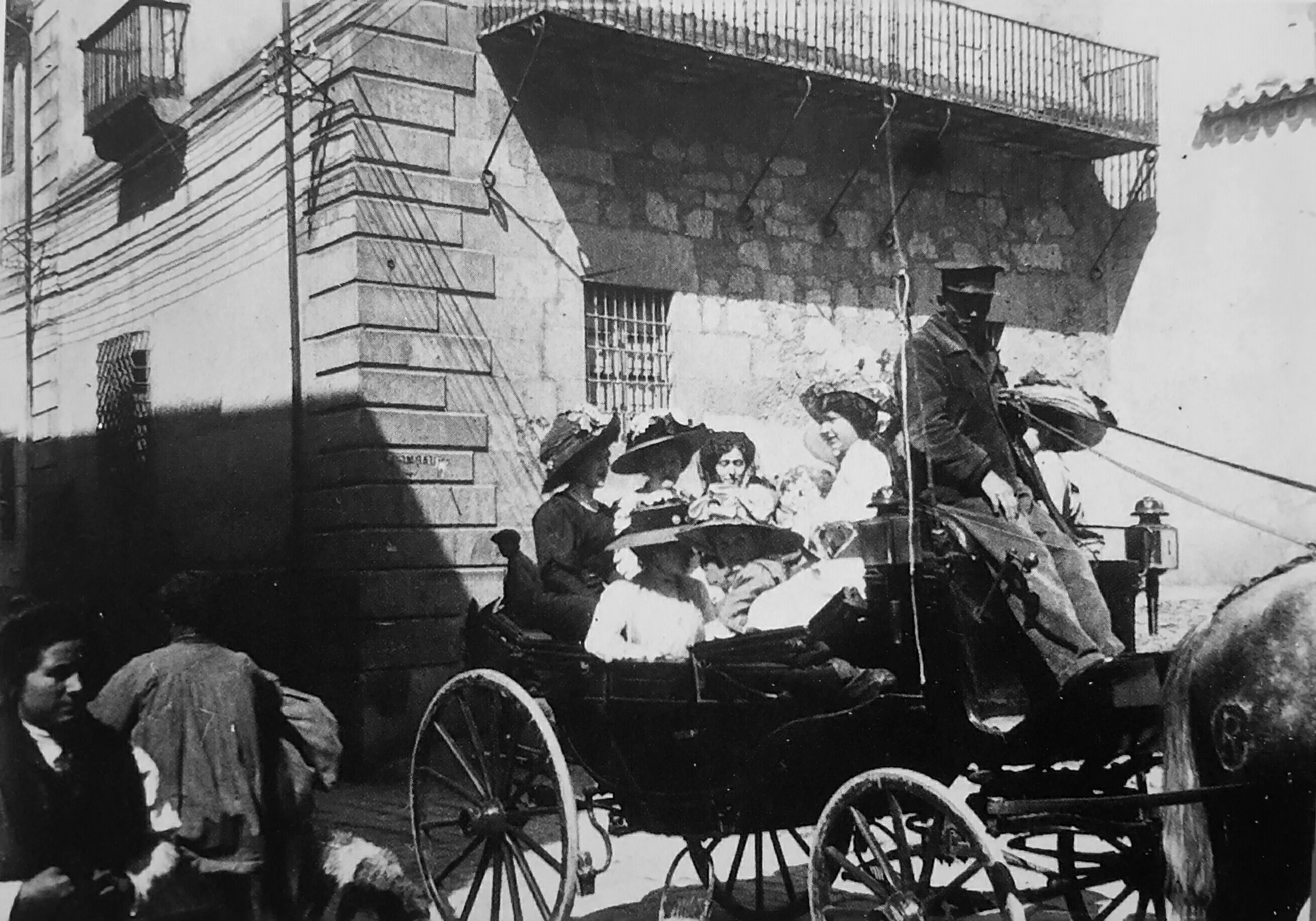 Foto 3 - Los coches de caballos en la Salamanca del XIX