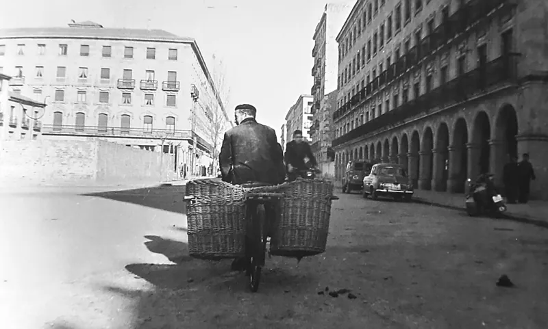 Foto 2 - La Gran V&iacute;a y su crecimiento a mediados del XX