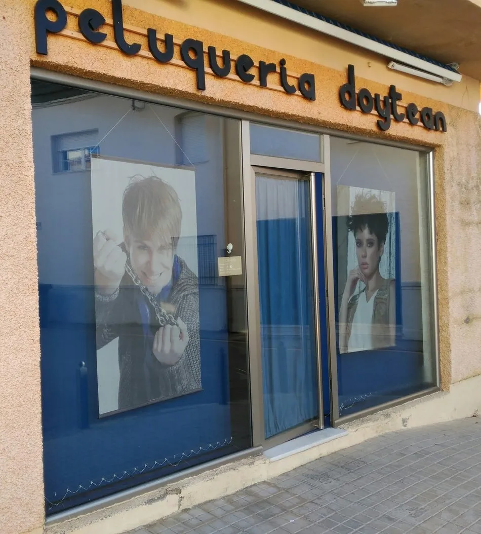 Foto 2 - Peluquer&iacute;a Doytean celebra la llegada a su 40&ordm; aniversario en Vitigudino