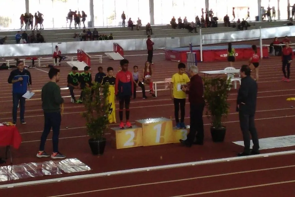 Foto 6 - El CD Los Leones logra dos medallas en la final de pista cubierta de los Juegos Escolares  