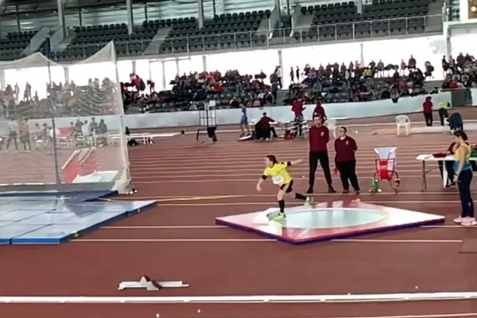 Foto 5 - El CD Los Leones logra dos medallas en la final de pista cubierta de los Juegos Escolares  
