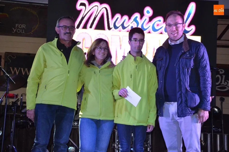 Foto 9 - Entregados para rematar el Carnaval los premios de los concursos  