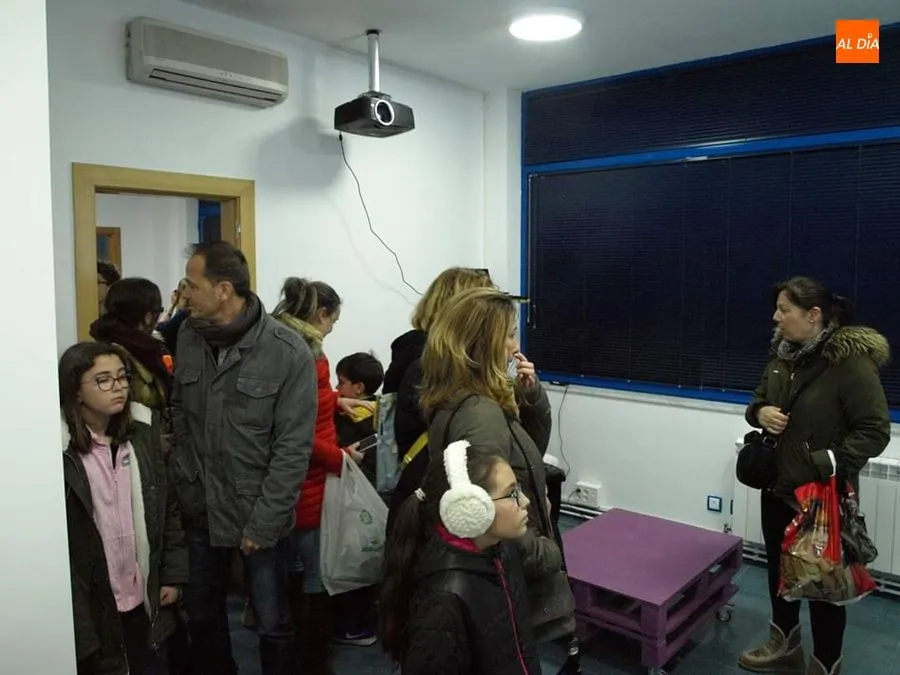 Foto 2 - Castellanos de Moriscos transforma su antiguo consultorio m&eacute;dico en un centro de ocio para los...