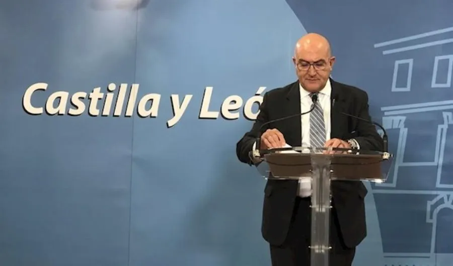 Comparecencia del consejero de Agricultura, Ganadería y Desarrollo Rural, Jesús Julio Carnero. Foto EP