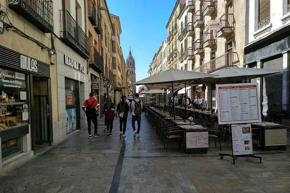 Desde distintas asociaciones y sectores se ha criticado a lo largo de los últimos años la disposición de estas terrazas