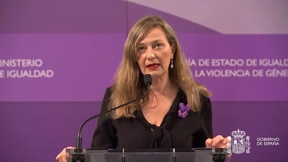La delegada del Gobierno contra la Violencia de Género, Victoria Rosell, durante una comparecencia institucional con motivo del último asesinato de una mujer a manos de su pareja en Granada | EP