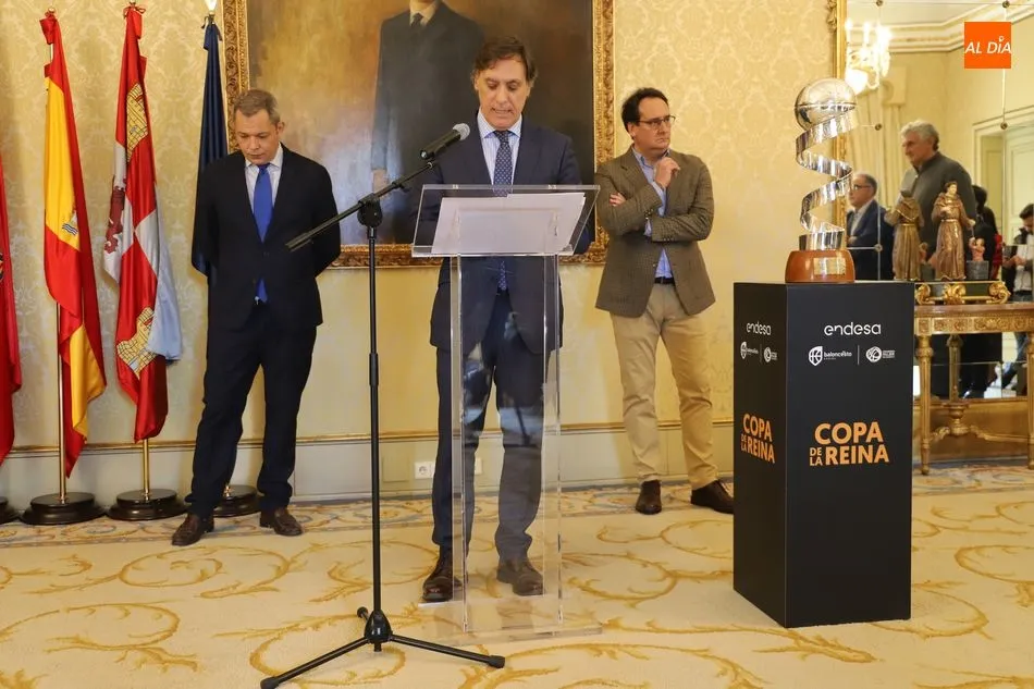 Foto 10 - Carbayo augura que Salamanca se volcar&aacute; con la Copa de la Reina y destaca el valor de esta...