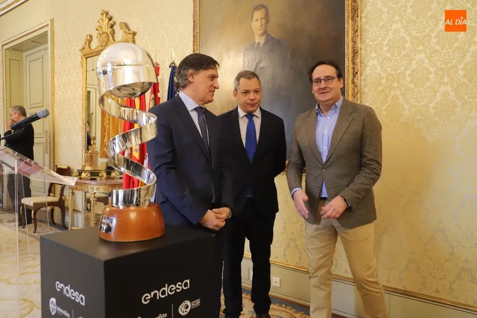 Foto 7 - Carbayo augura que Salamanca se volcar&aacute; con la Copa de la Reina y destaca el valor de esta...