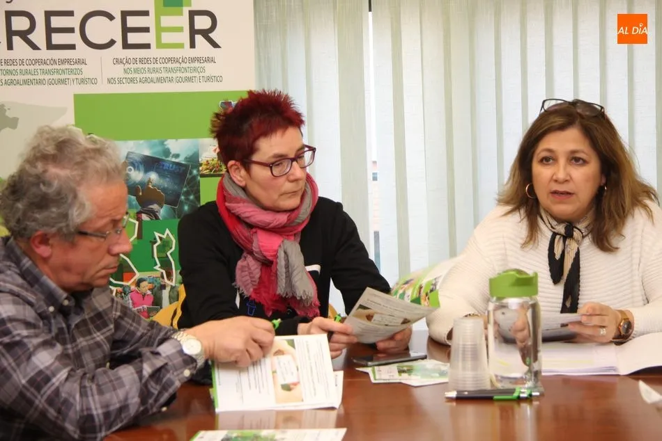 Foto 4 - Empresarios de los sectores agroalimentario y tur&iacute;stico muestran inter&eacute;s por las ayudas del...