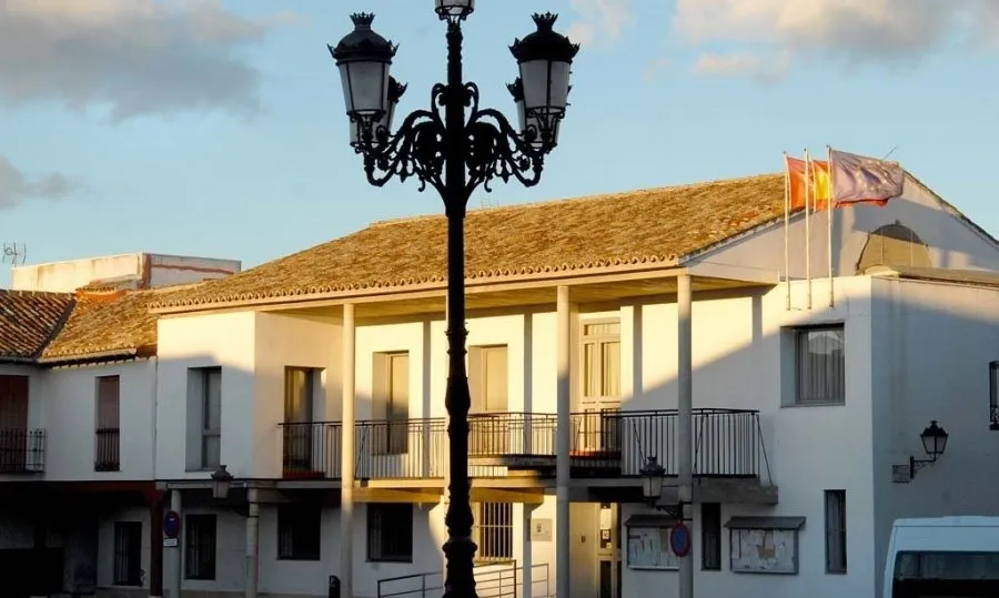 Fachada del Ayuntamiento de Valdemoro, en Madrid