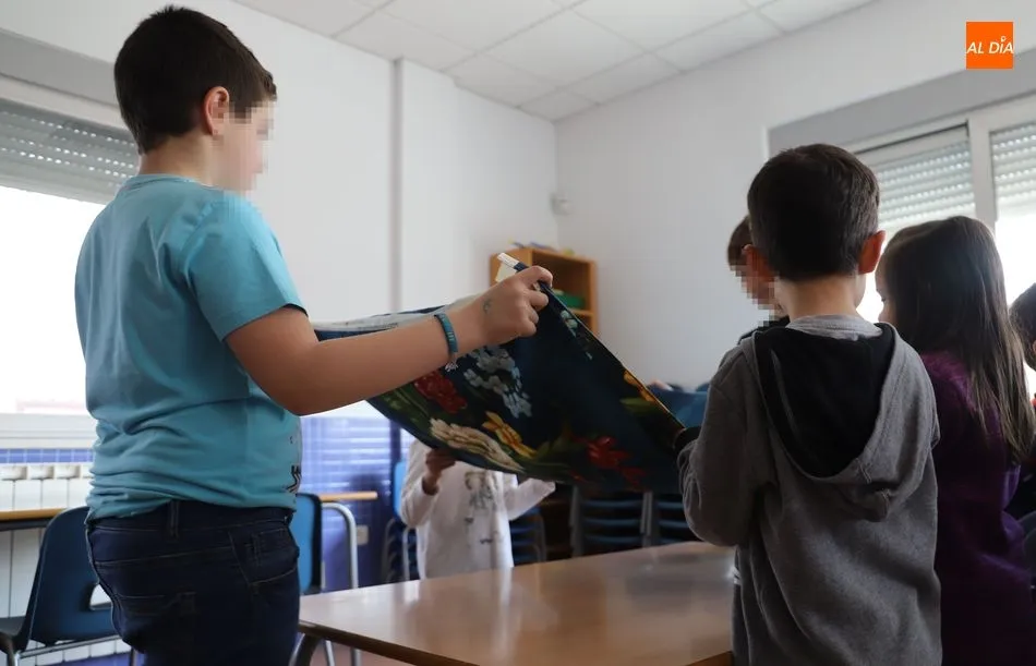 Foto 6 - El CEIP Carmen Mart&iacute;n Gaite apuesta por la igualdad con talleres de tareas dom&eacute;sticas