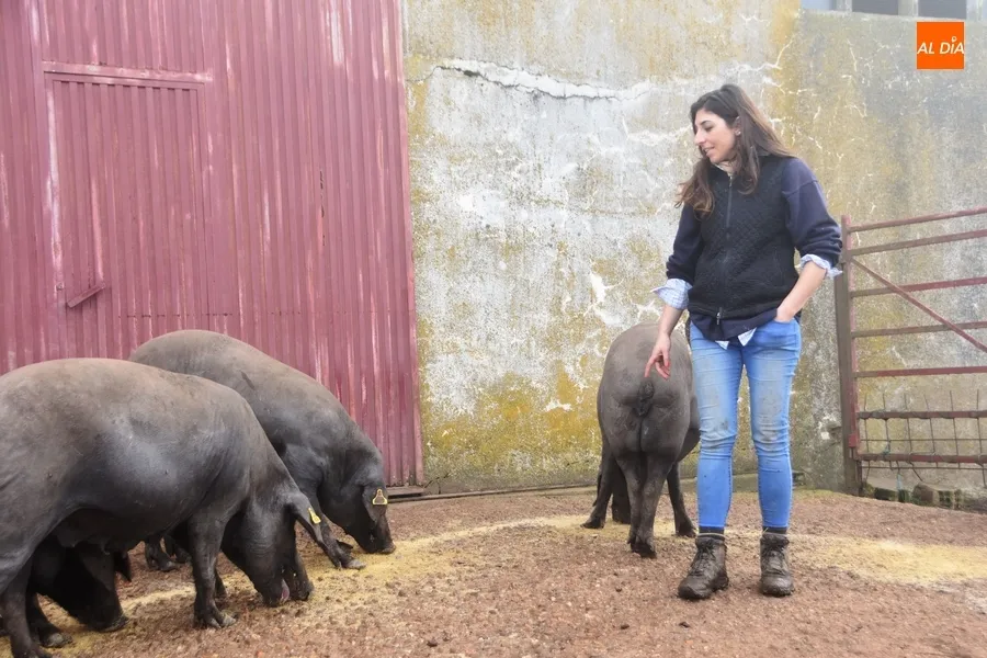 No creo que exista el machismo en el campo, más bien creo que es falta de educación