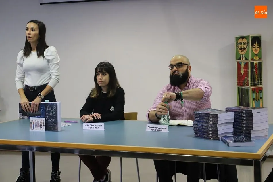 Foto 9 - In&eacute;s D&iacute;az muestra las &lsquo;Mil caras de Amanda&rsquo; en Salamanca