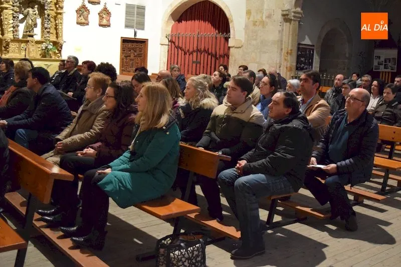 Foto 3 - Una fotograf&iacute;a de Rub&eacute;n Vicente ilustra el cartel de la Semana Santa en Alba de Tormes