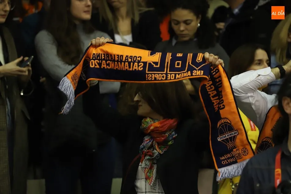 Foto 6 - El Valencia Basket gana al Tenerife con suspense y se cita con el Uni Girona en semifinales (69-54)