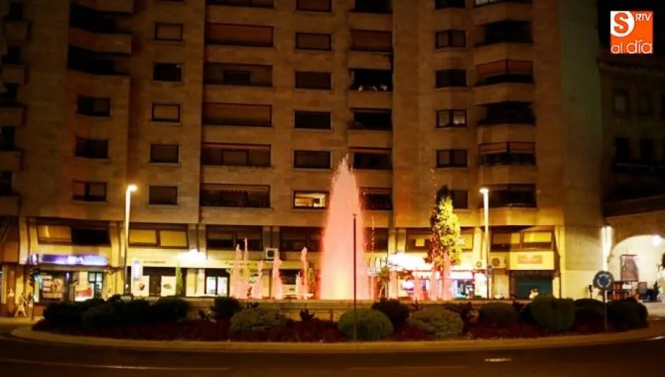 El Ayuntamiento iluminará la fuente de la Puerta Zamora con motivo del Día Internacional de la...