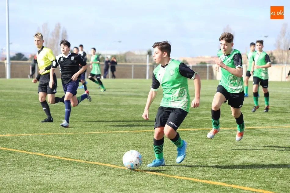 Foto 2 - Resultados, clasificaciones e im&aacute;genes del f&uacute;tbol base provincial  