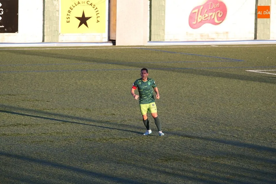 Jonathan Martín durante un partido con el Guijuelo / Archivo