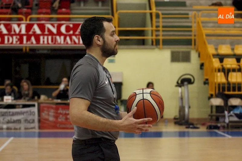 Foto 8 - La USAL CB Tormes cae sobre la bocina (80-82) y el Aquimisa Carbajosa logra su vig&eacute;sima victoria...
