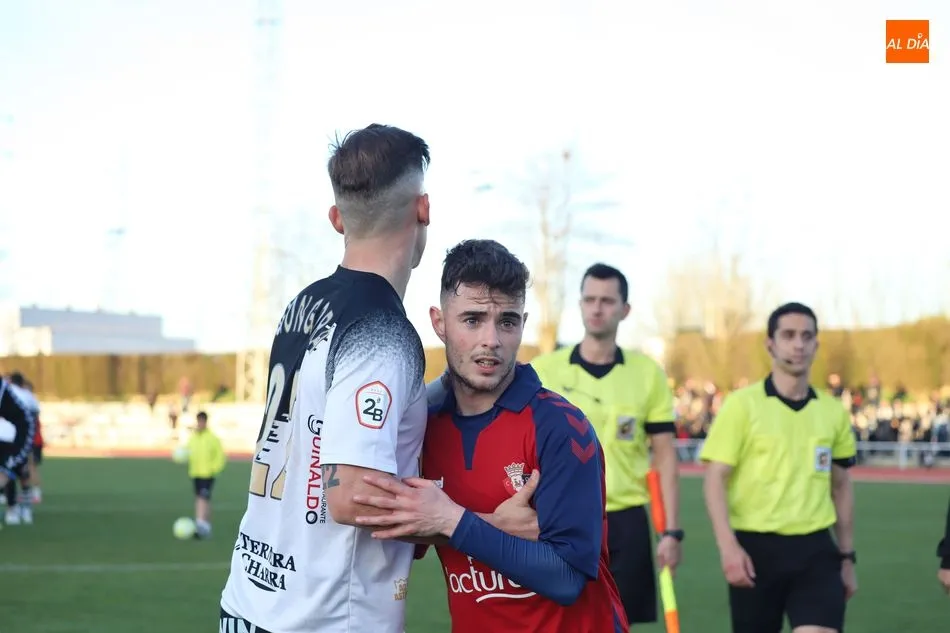 Foto 11 - Unionistas barre a Osasuna B con una goleada de esc&aacute;ndalo (4-0)