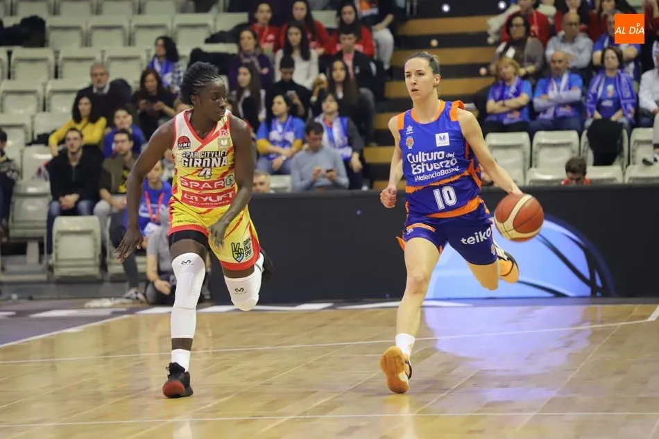 Foto 10 - El Uni Girona bate al Valencia Basket y se jugar&aacute; la Copa con el Perfumer&iacute;as Avenida en la final...