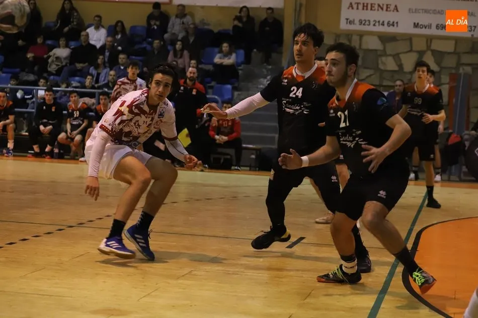 Foto 6 - El Balonmano Salamanca cae ante el Universidad de Le&oacute;n Ademar (26-31)