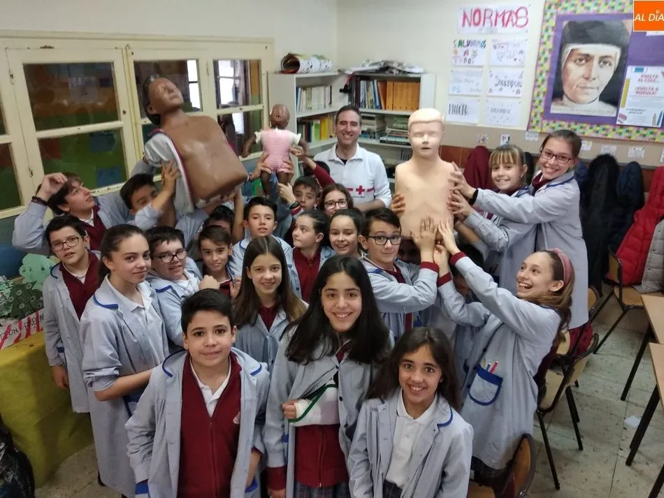 Foto 5 - Los alumnos del San Juan Bosco aprenden a reaccionar ante una emergencia  