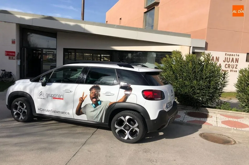 Coche de acompañamiento de Grupo Nani