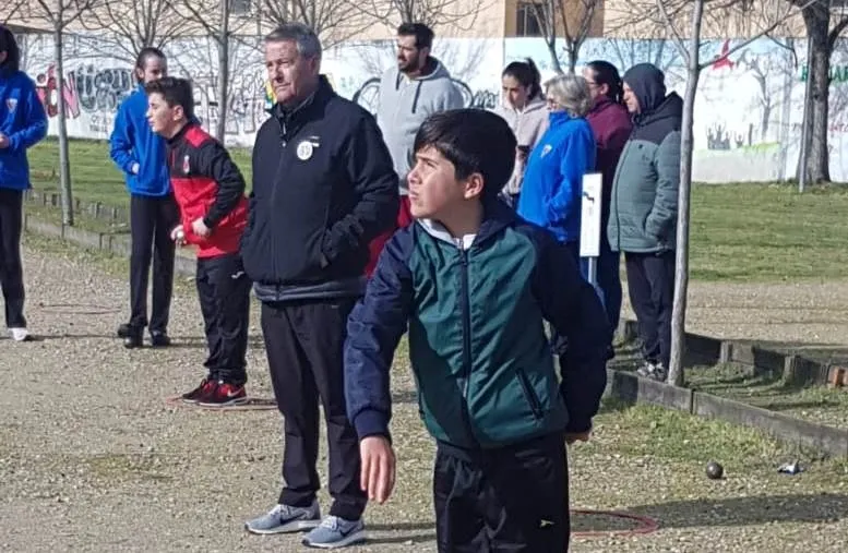 Álex Sastre revalida el título de campeón regional de petanca y volverá a ir al Nacional  