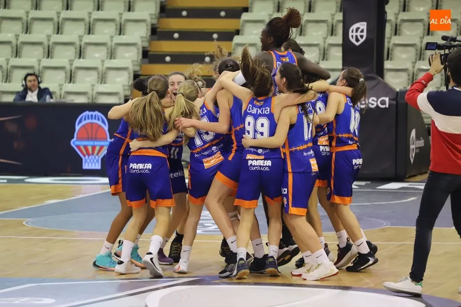 Foto 8 - El Valencia Basket se lleva la Minicopa de Salamanca