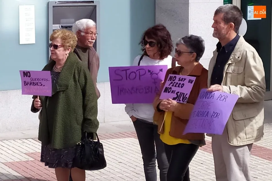 Foto 6 - D&iacute;a Internacional de la Mujer, jornada reivindicativa en las calles de B&eacute;jar