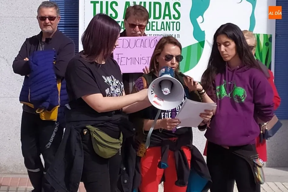 Foto 5 - D&iacute;a Internacional de la Mujer, jornada reivindicativa en las calles de B&eacute;jar